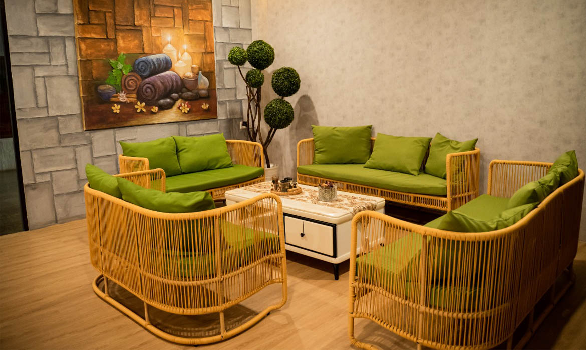 destination-slider-1-7